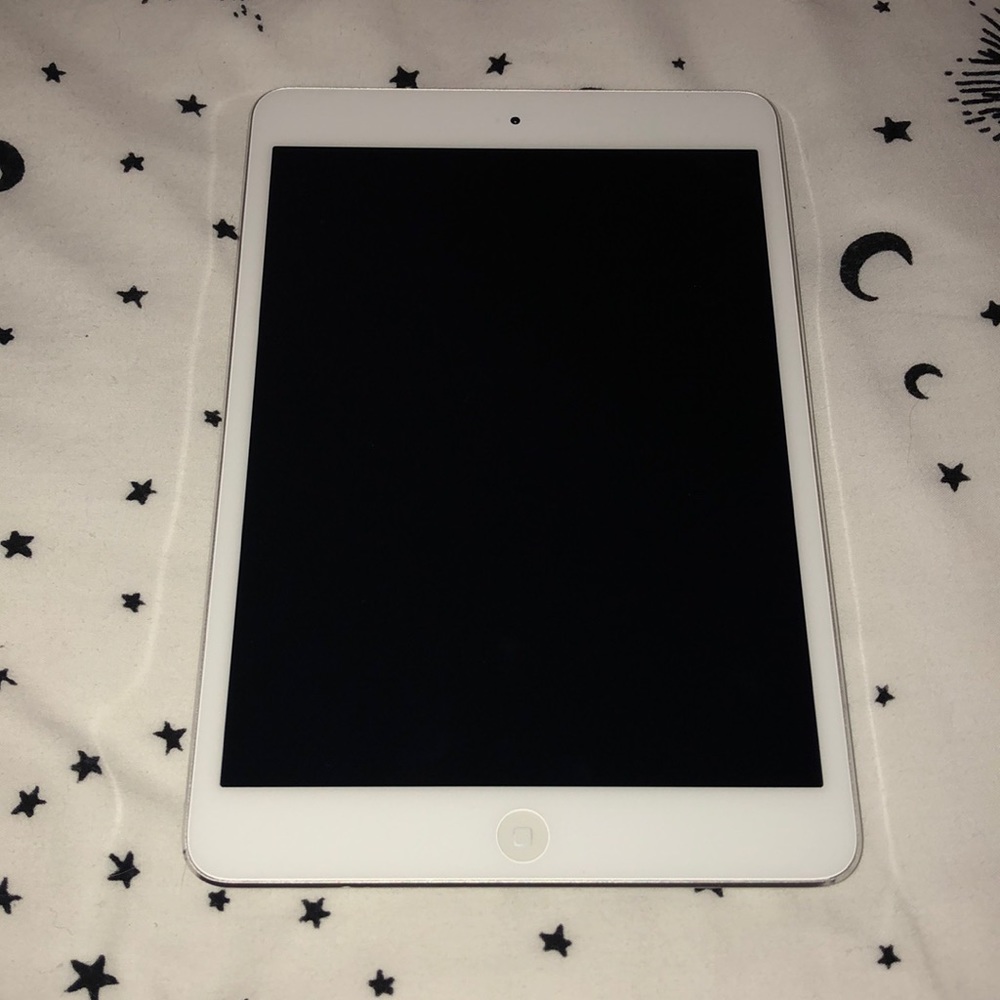 iPad  8G